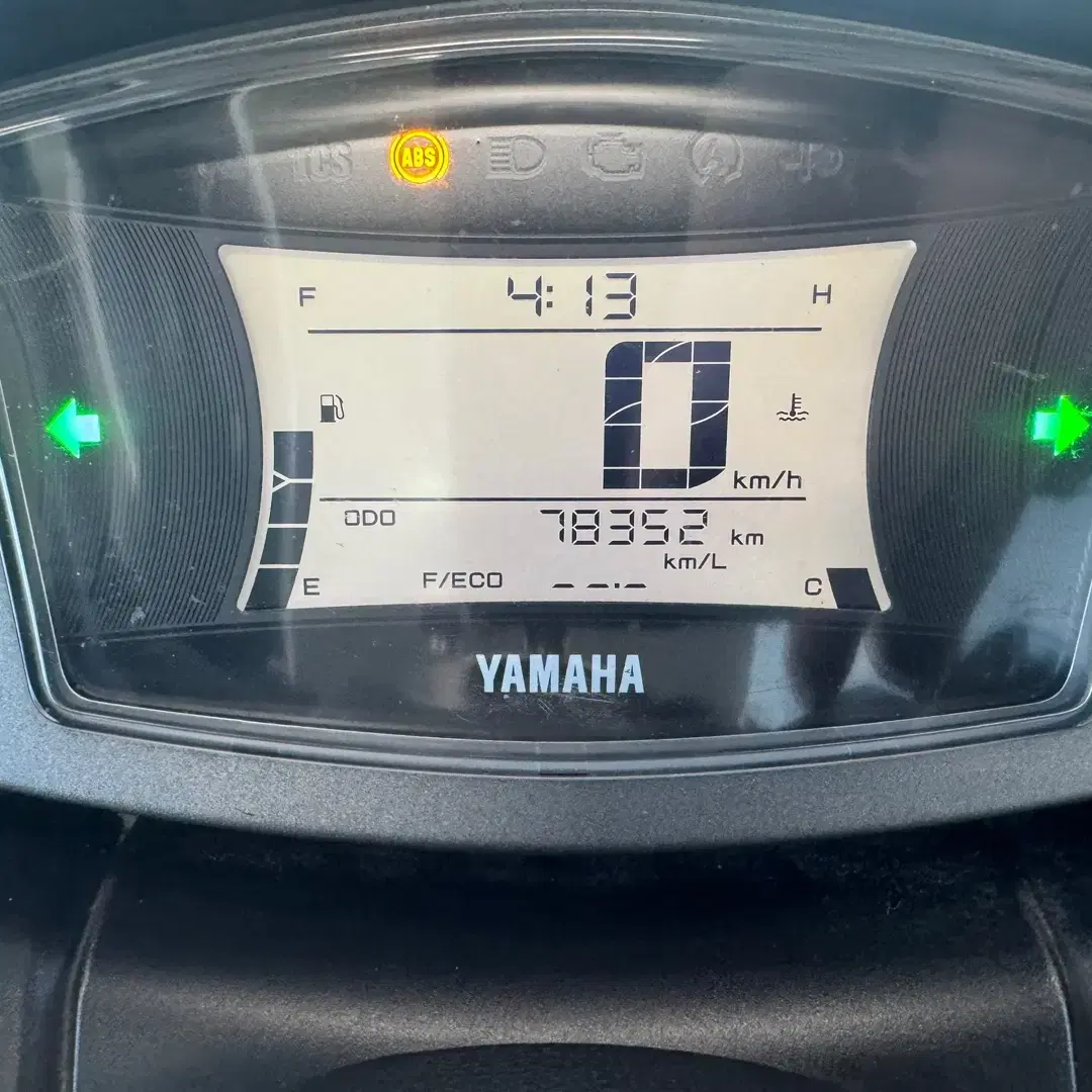 Nmax125 22년형 7만Km 판매합니다.