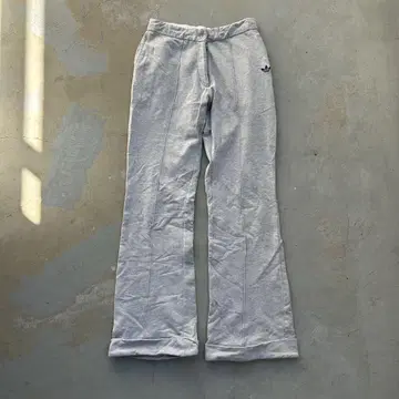 00s y2k 아디다스 플레어 스웨트 팬츠