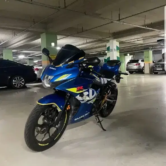 스즈키 gsxr125 RCB백스텝