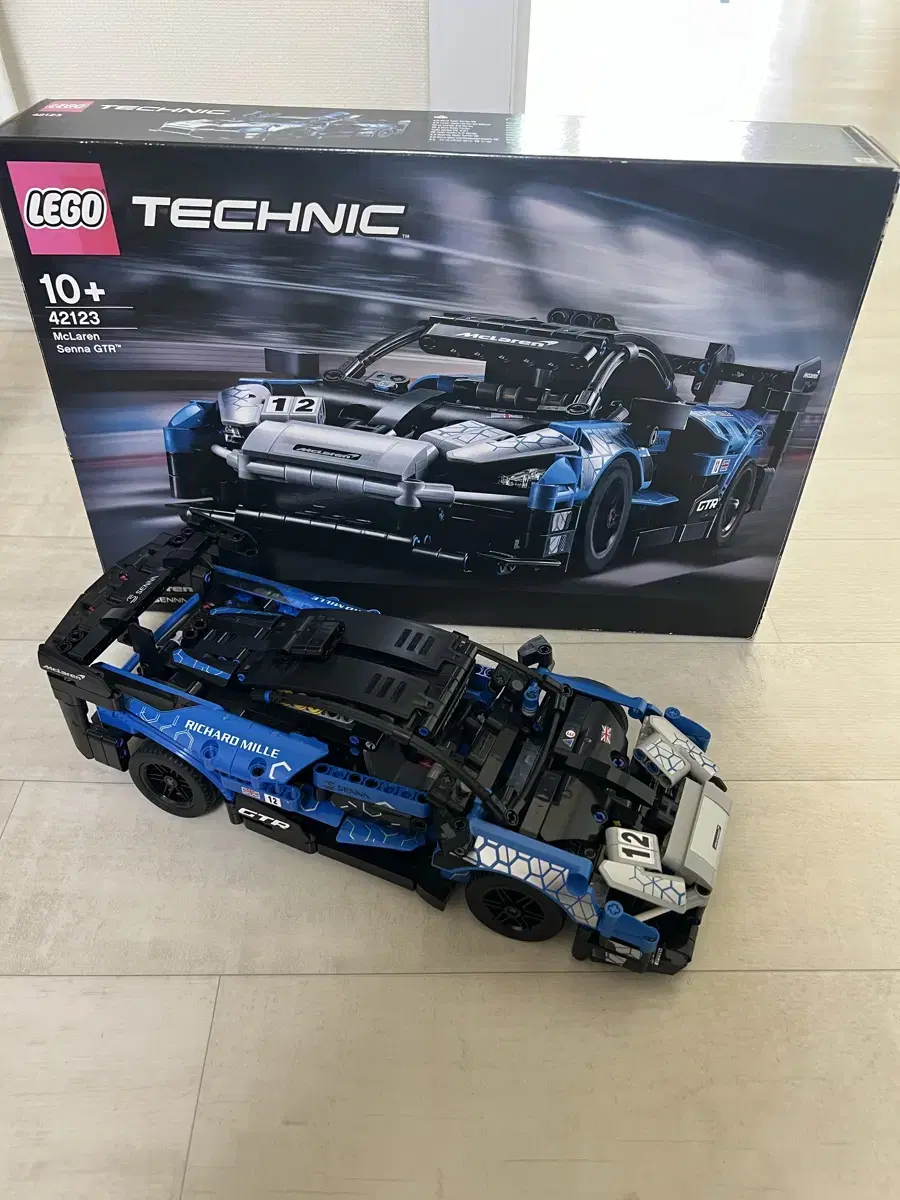 Genuine) LEGO Technic McLaren 42123 for sale