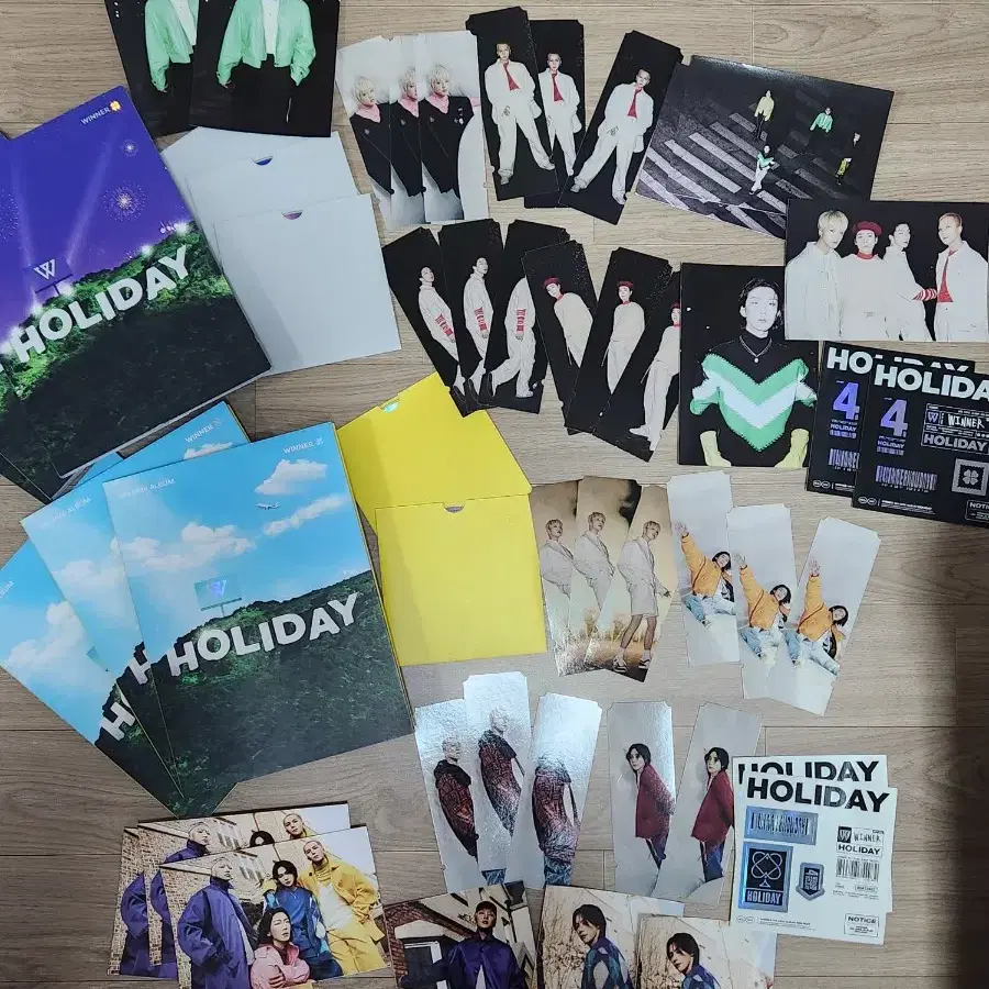 위너 4th MINI ALBUM [HOLIDAY