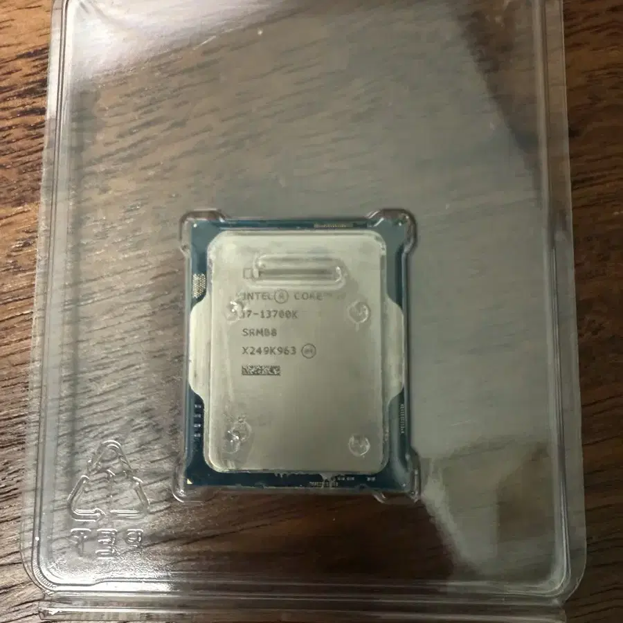 i7 13700k 팝니다.