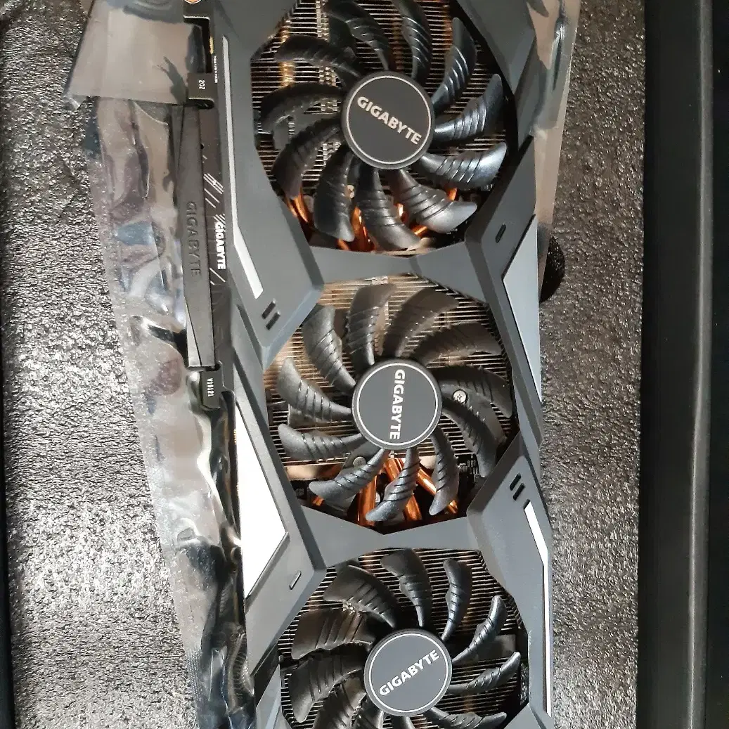 기가바이트 RTX 2060 Super OC 8G