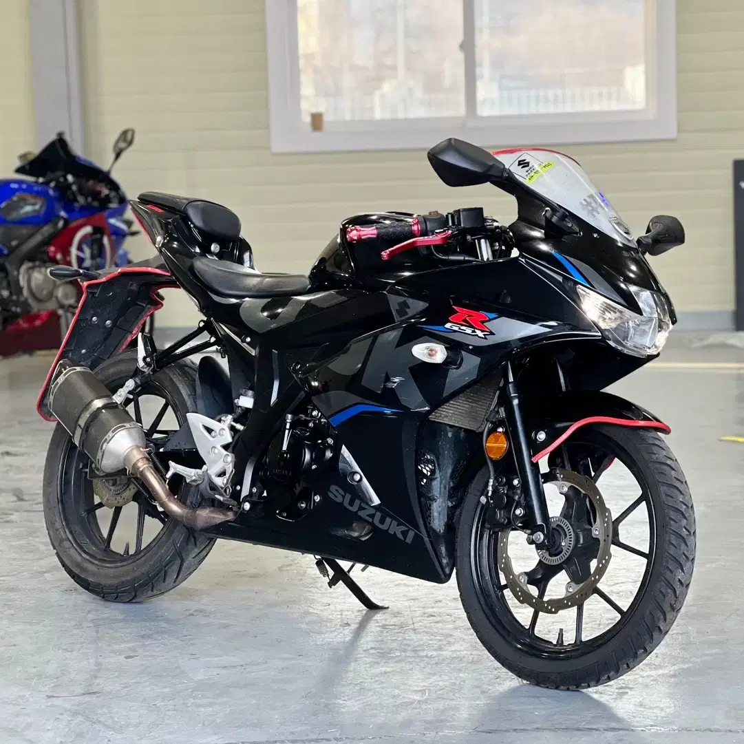 스즈키 gsxr125 2019년식 검정모델 판매합니다