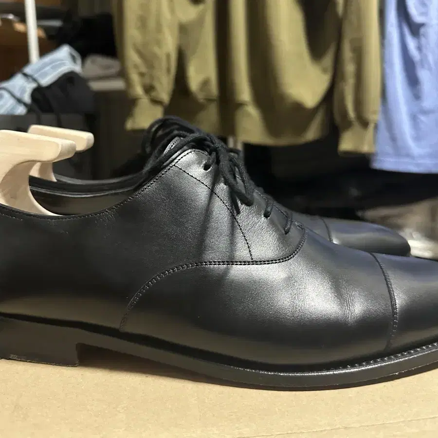 [UK 9E] 존롭 시티2 Oxford Calf (Black)