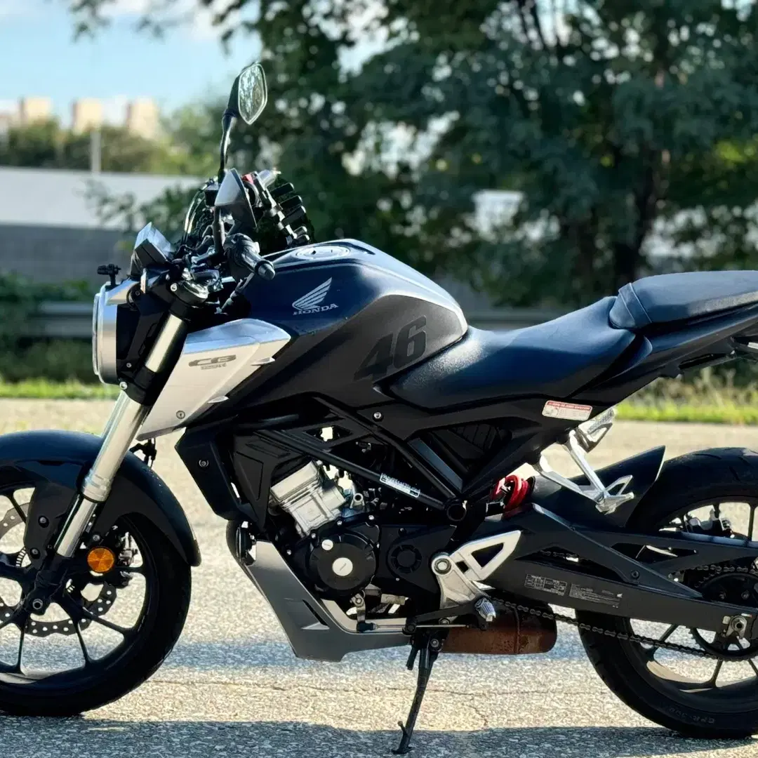 혼다 cb125r 2019년식 블랙컬러 컨디션좋은차 판매합니다