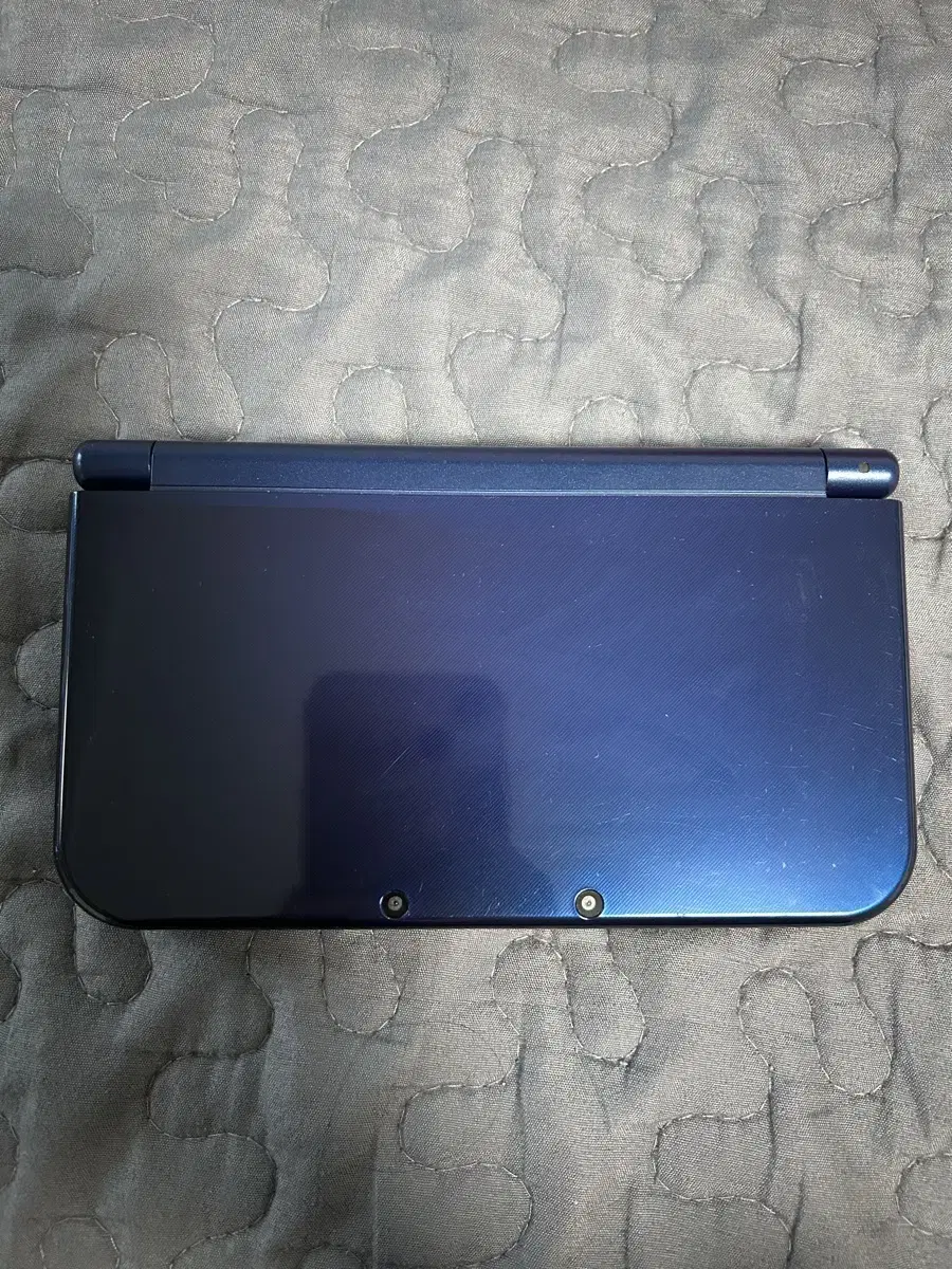 닌텐도 new 3ds xl 뉴삼다수 (정품 충전기, 파우치 포함)