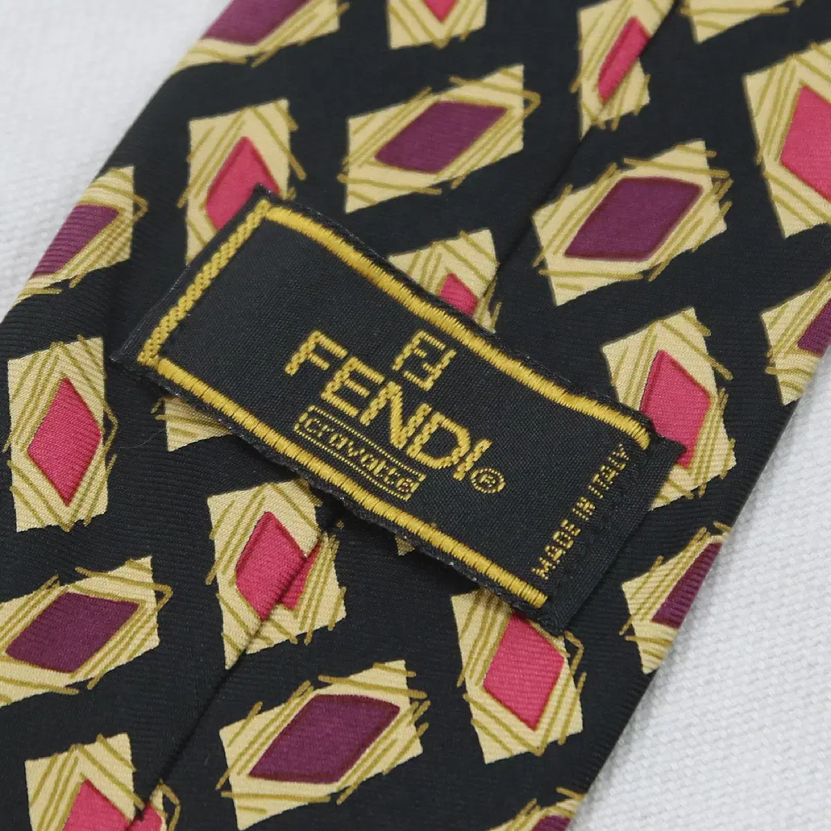 FENDI 패턴 넥타이