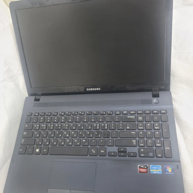 NT270B5E-X02G, i5-3230M / 8GB