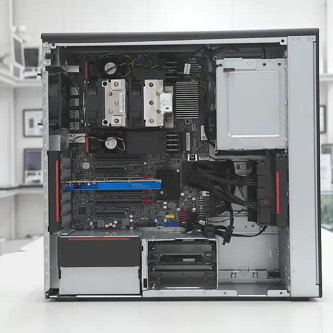 레노버 씽크스테이션 P620 WorkStation/RAM256G/2TB