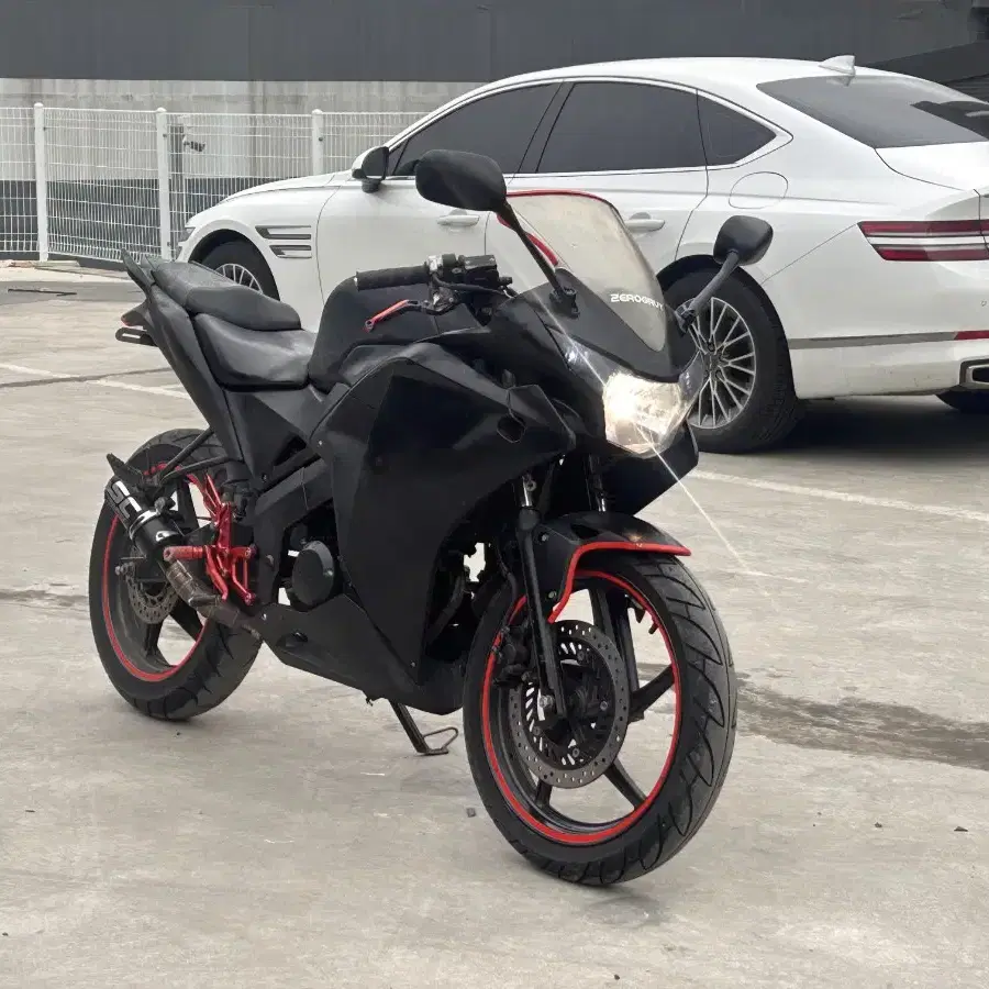 혼다 cbr 125cc 15년식 레드컬러 풀튜닝차 판매합니다