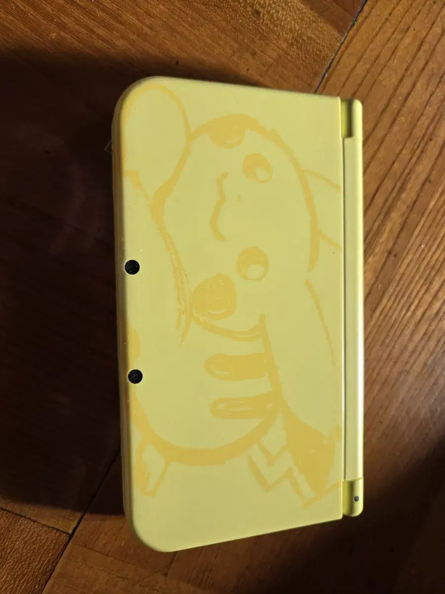 닌텐도 뉴 3ds XL 카피 피카츄 에디션