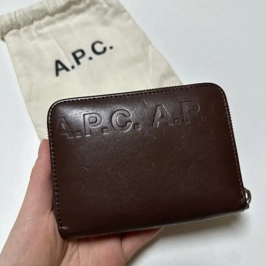 A.P.C.(아페쎄) 반지갑