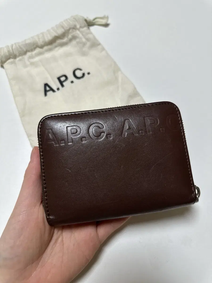 A.P.C.(아페쎄) 반지갑