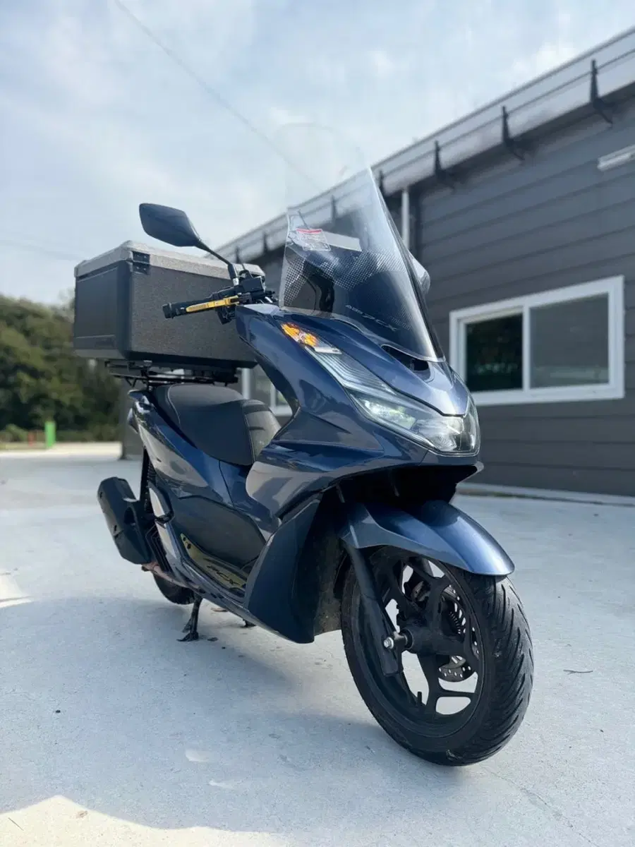 혼다 22년식 pcx125 abs모델56000km 관리잘함