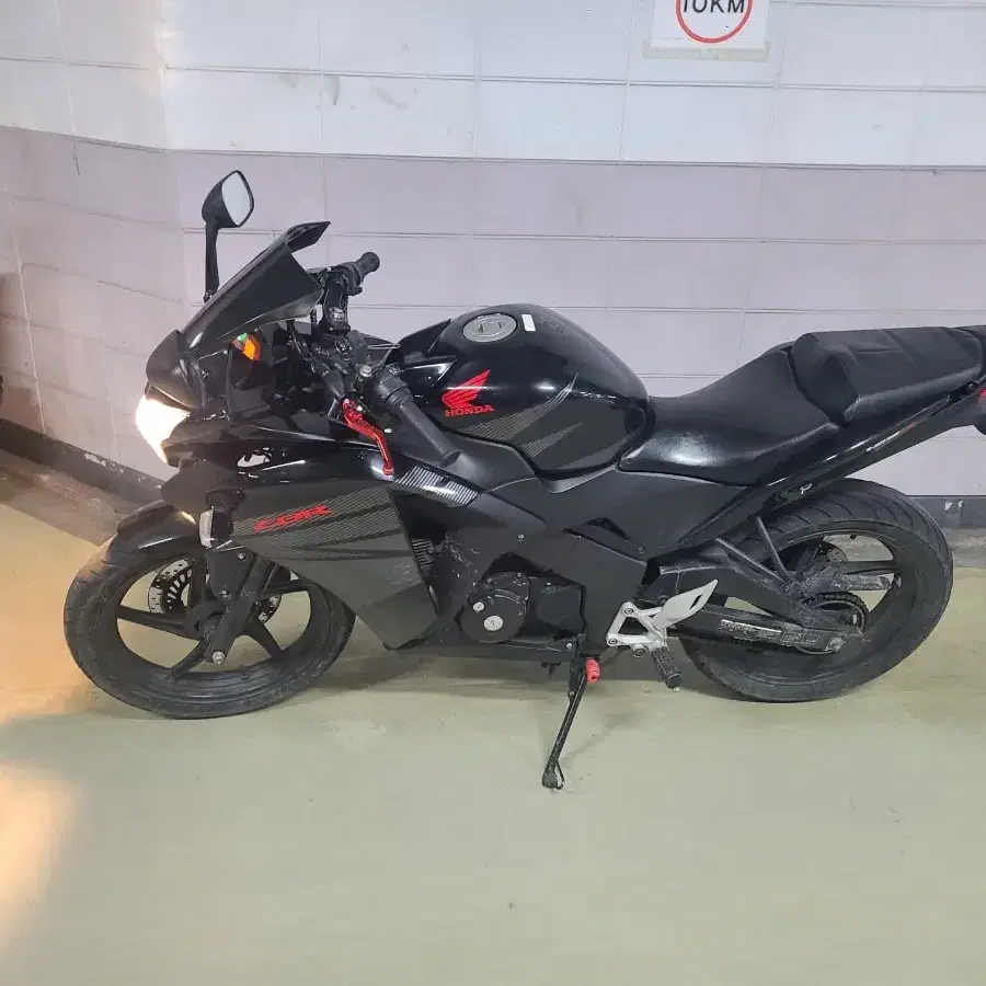 cbr125 16년식 3만키로 팝니다