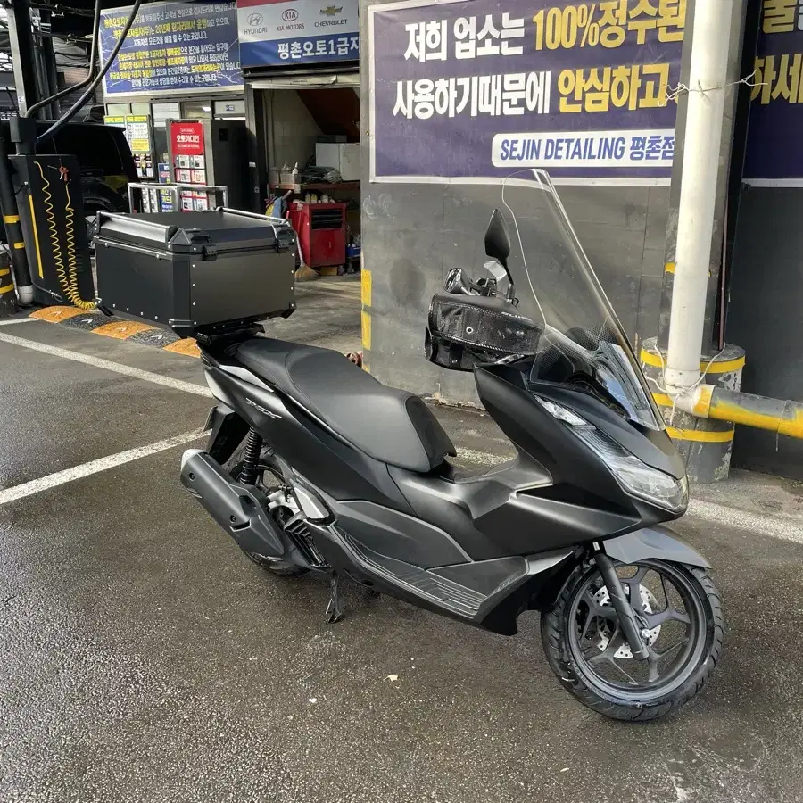 24년식 pcx 125 신차급 무광블랙 1096km