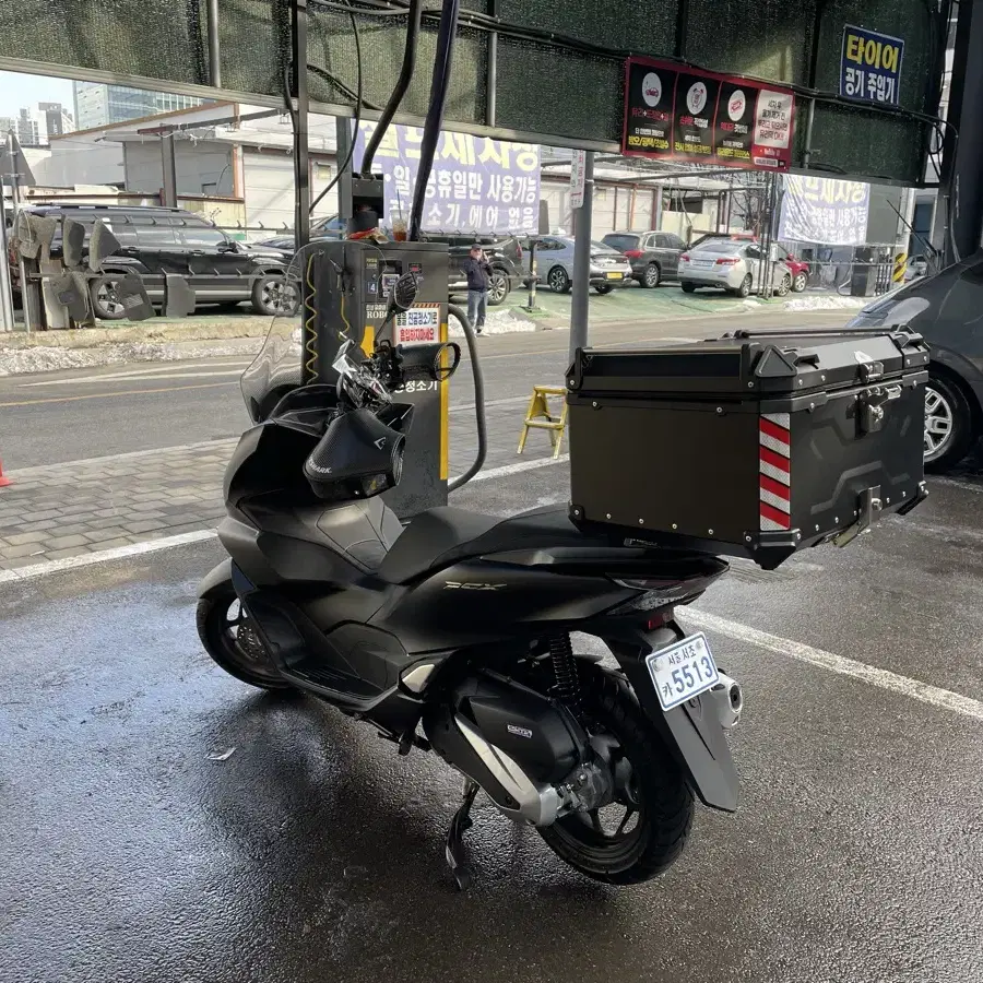 24년식 pcx 125 신차급 무광블랙 1096km