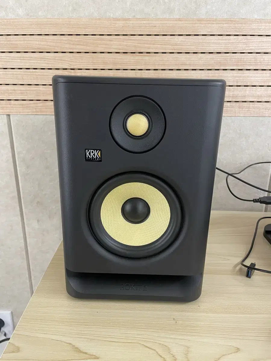 *새제품 KRK ROKIT G4 1조 판매 / KRK 모니터 스피커