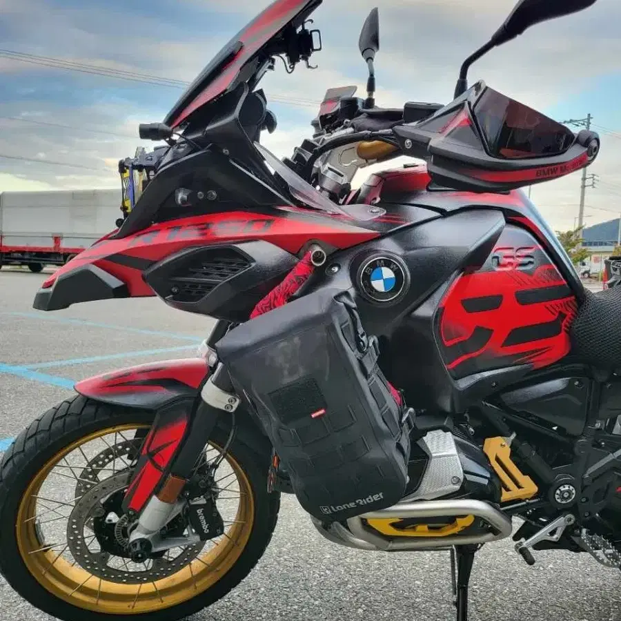 BMW r1250gsa 어드방 팝니다