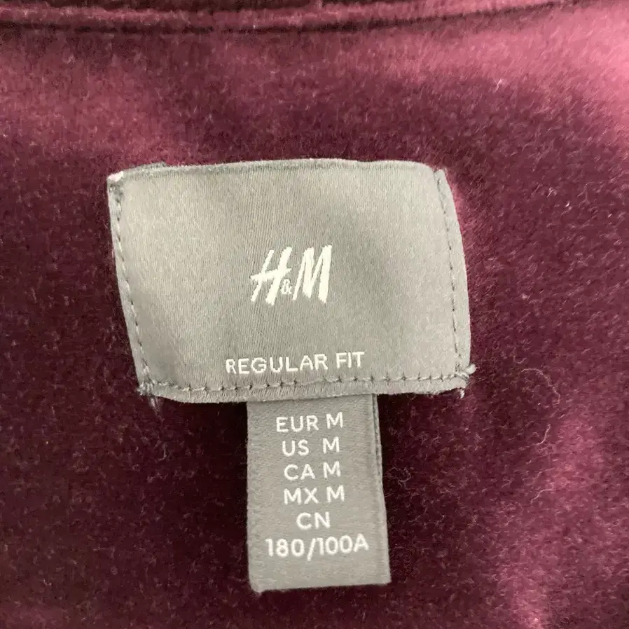 H&M 버건디 벨벳 셔츠