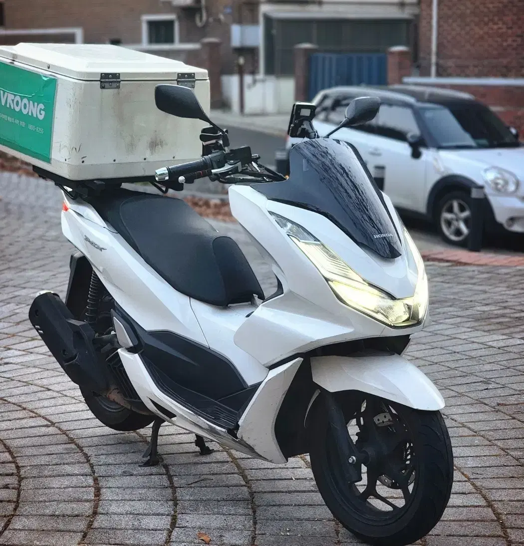 22년식 PCX125 ABS 배달세팅 팝니다