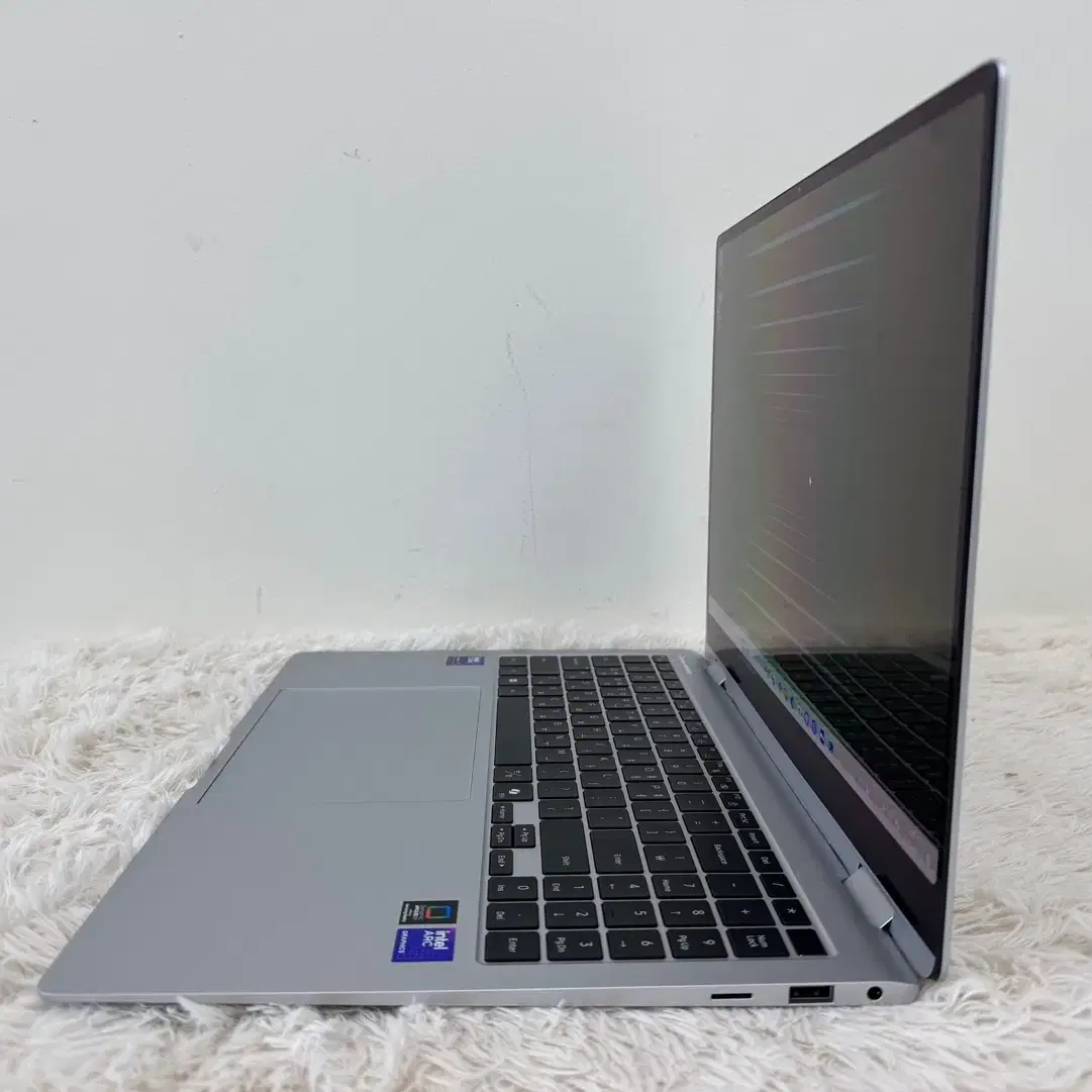 삼성 갤럭시북5 프로360 NT960QHA-KD72S