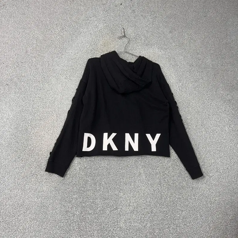 DKNY 블랙 사이드 빈티지 백로고 후드티 M