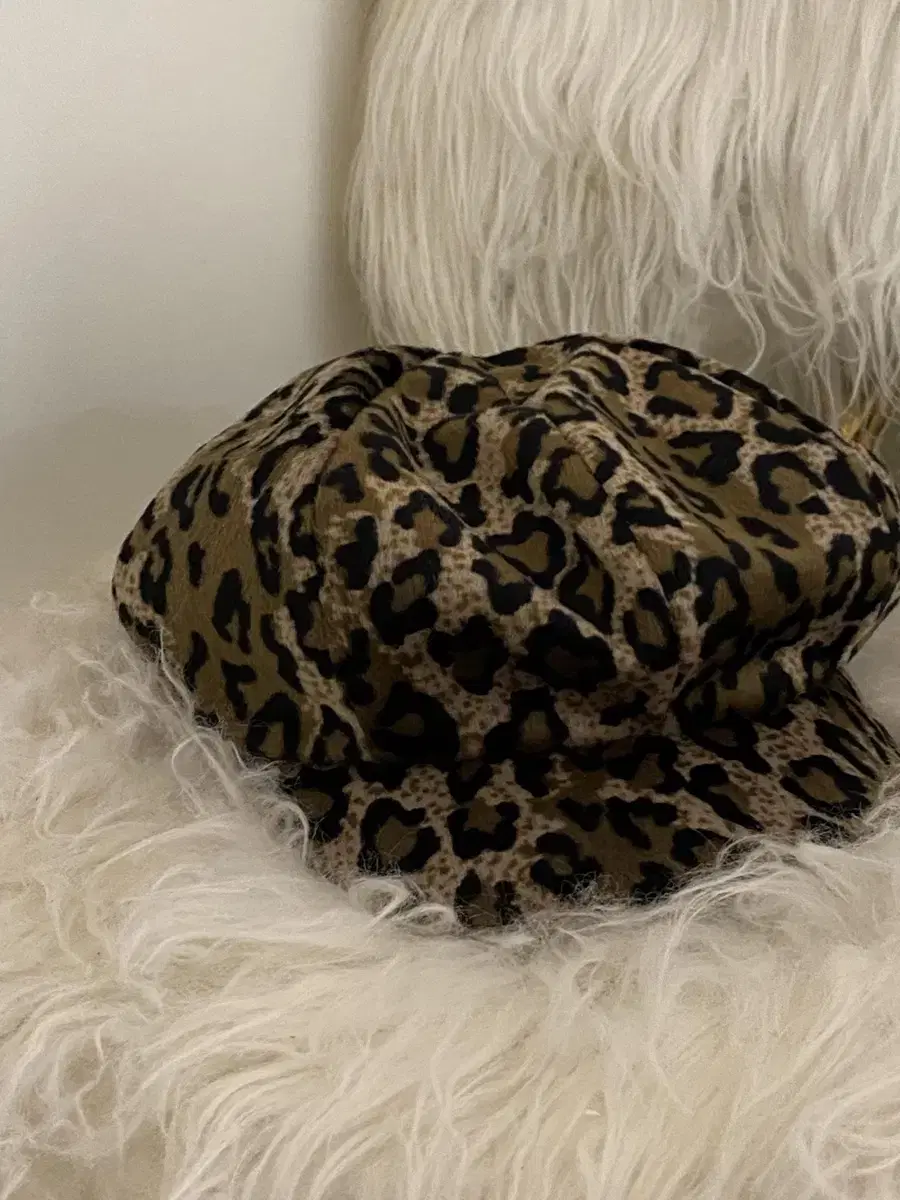 아티스트 컴플렉스 레오파드 헌팅캡(LEOPARD HUNTING CAP)