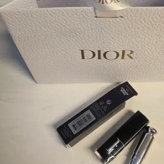 *새상품* Dior 어딕트 567 립스틱 로즈바비