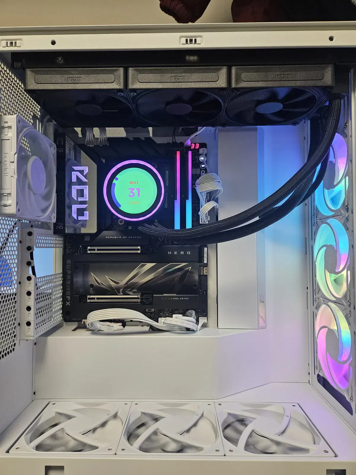 9800x3d, x870e hero 반본체 _ rtx5080,5090 용