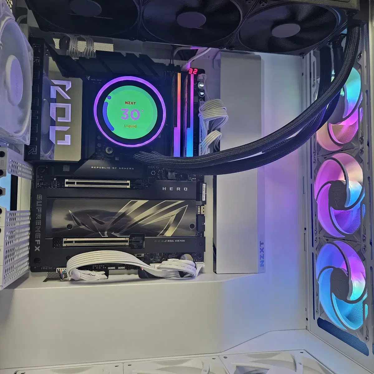 9800x3d, x870e hero 반본체 _ rtx5080,5090 용