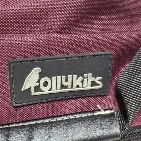 Ollykits. 여행가방