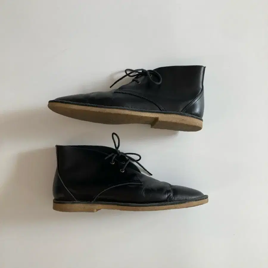 Lands End Leather Chukka boots Black