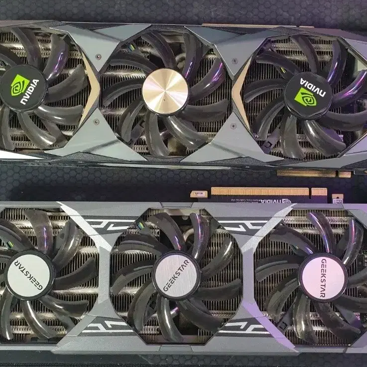 갤럭시 RTX2080  ( RTX4060 동급) 그래픽카드 싸게 팝니다