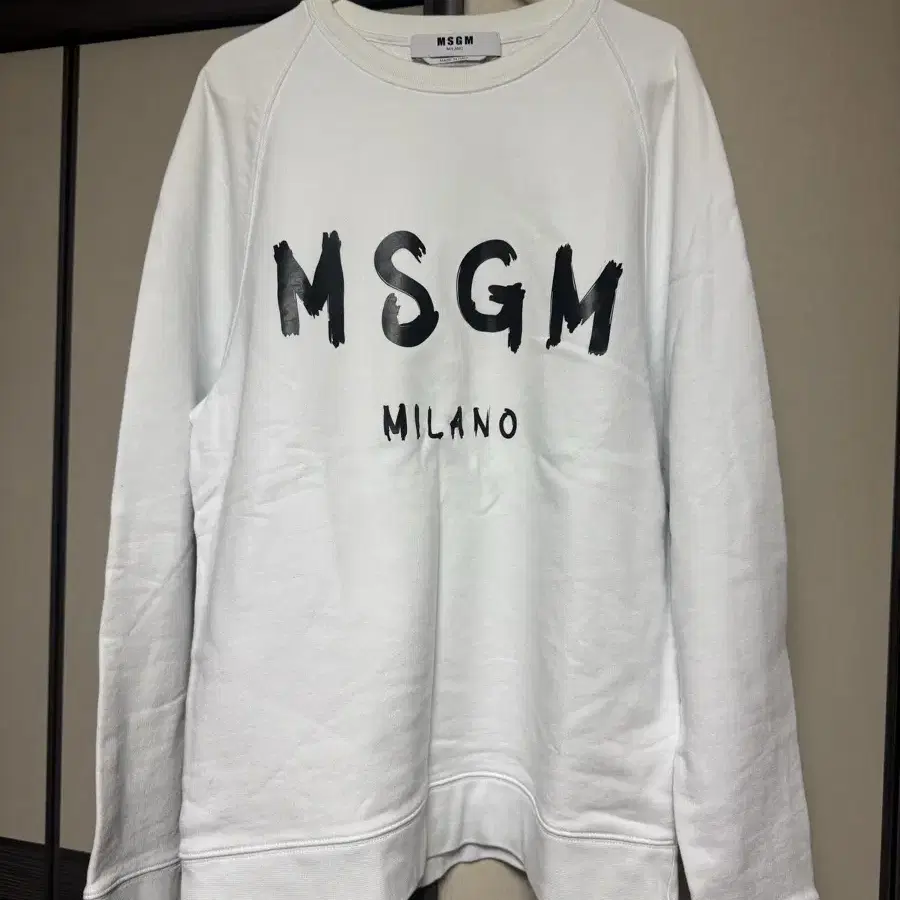 MSGM 브러쉬드 맨투맨 M 95