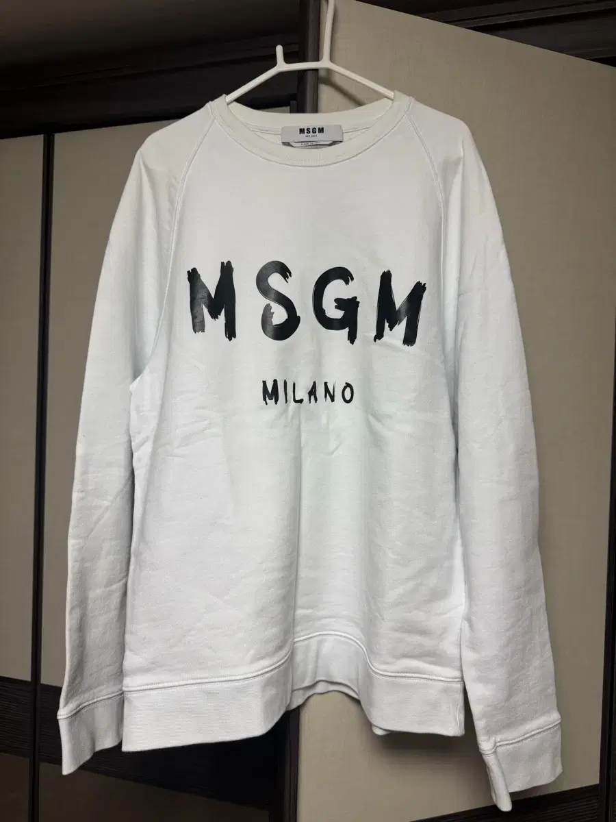 MSGM 브러쉬드 맨투맨 M 95