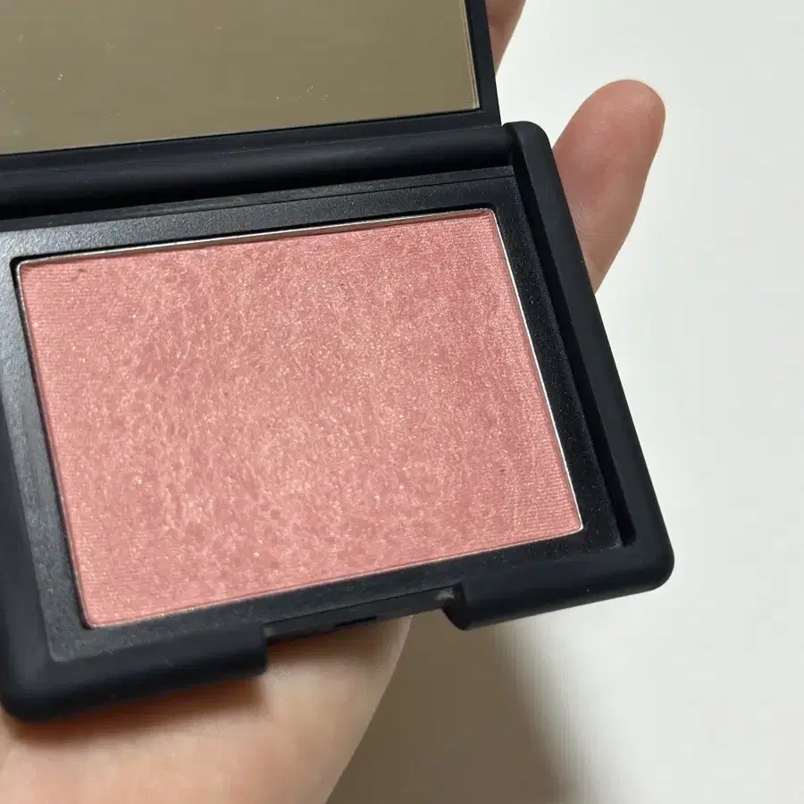 NARS 나스 블러셔(딥쓰롯)