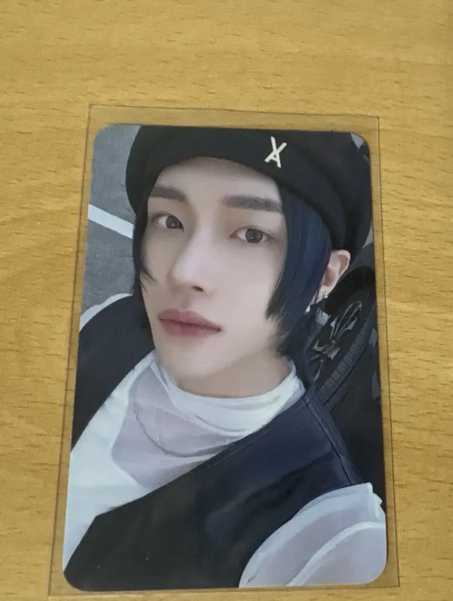 wonbin, beret, photocard