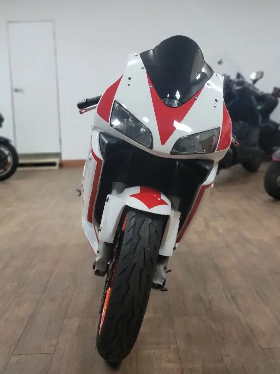 혼다)CBR600rr.요시무라(정품)구변완.풀베기 차량 판매합니다