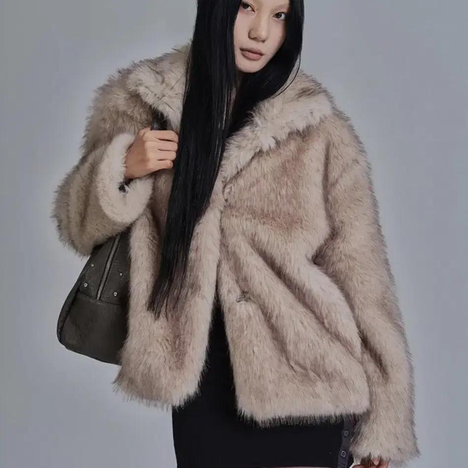 택포) 애즈온 비비 퍼 자켓 BIBI FUR JACKET / IVORY