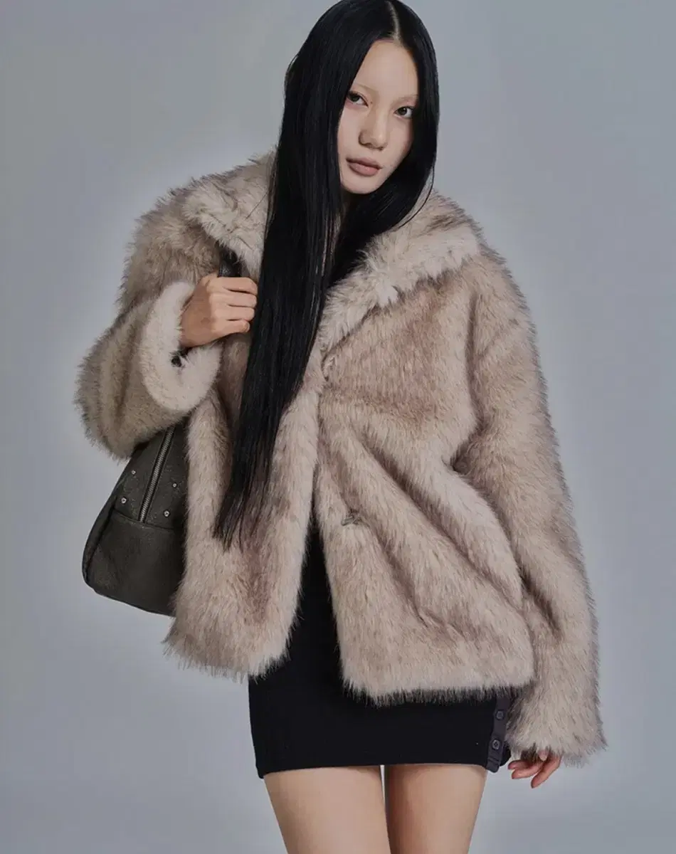 택포) 애즈온 비비 퍼 자켓 BIBI FUR JACKET / IVORY