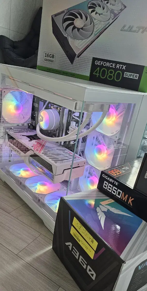 라이젠7 7800X3D RTX4080S 화이트PC