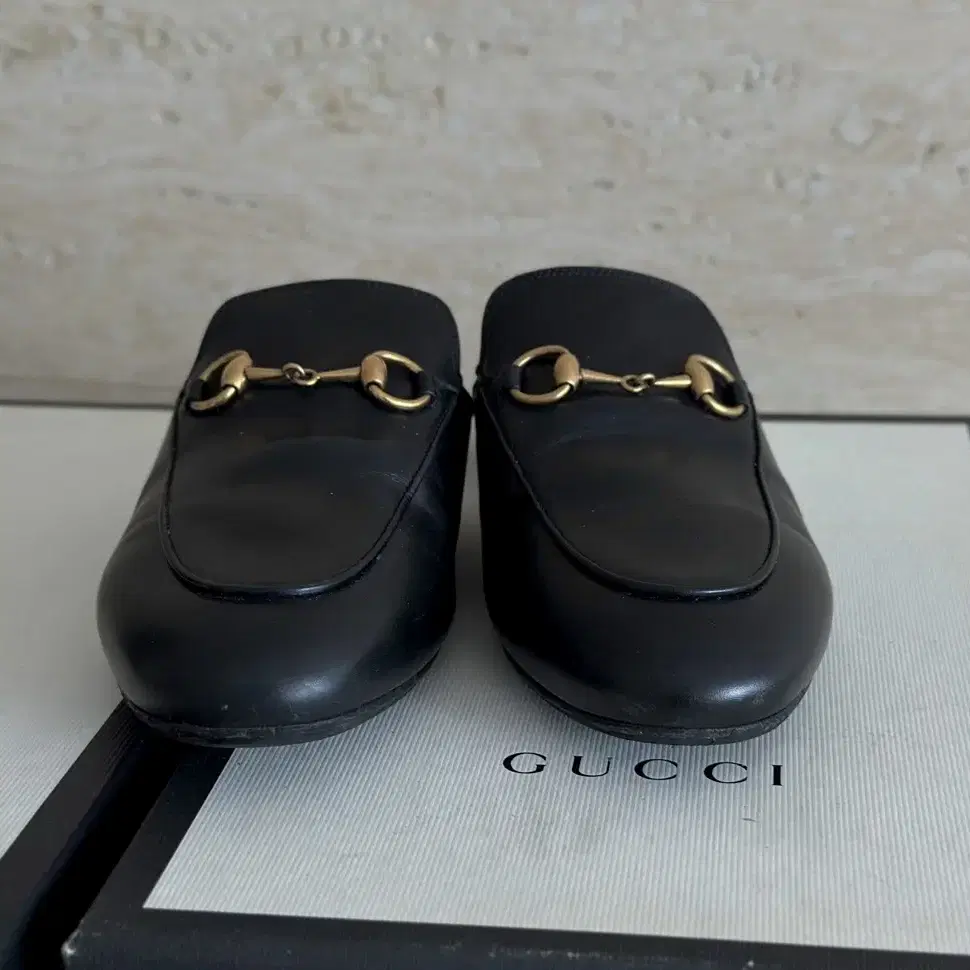 GUCCI 구찌 뮬 가죽 슬리퍼 프린스타운 홀스빗 블로퍼 36.5 정품