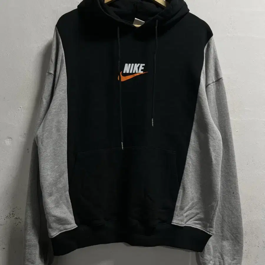 100-105 NIKE 나이키 빅스우시 빅로고 프린팅 루즈핏 스웻 후드티