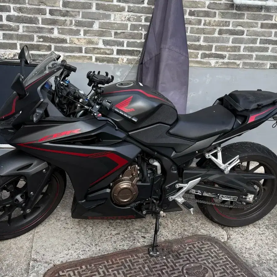 19년식 cbr500r 적산거리 18000km