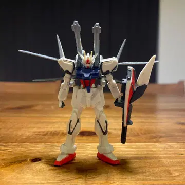 스트라이크 건담 I-W-S-P 피규어