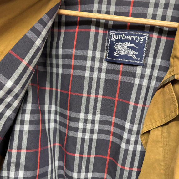 BURBERRY 헌팅자켓 52