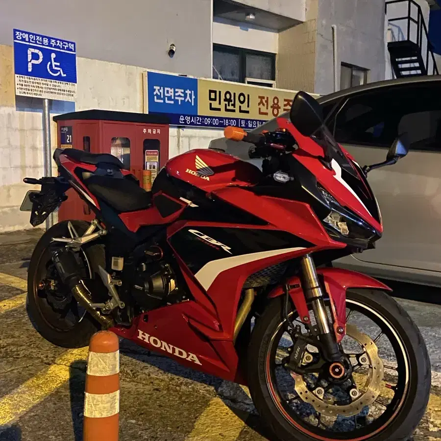 HONDA CBR500R