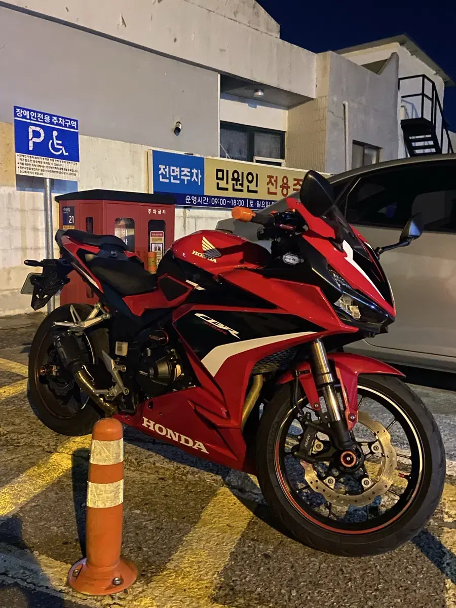 HONDA CBR500R